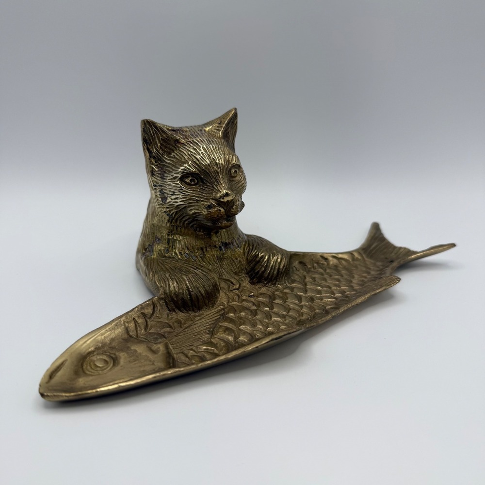 Vintage Brass Cat and Fish Trinket Dish Figurine Catchall Tray 8 Inch READ